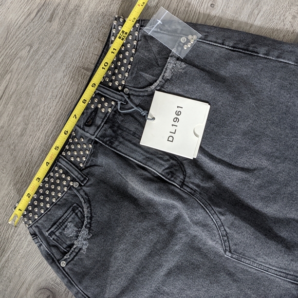 DL1961 Georgia Denim Skirt - Picture 11 of 13